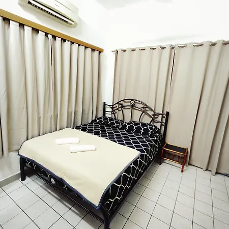 Cheras Landed Homestay 4Br - 10Pax - Mrt Suntex Exterior photo