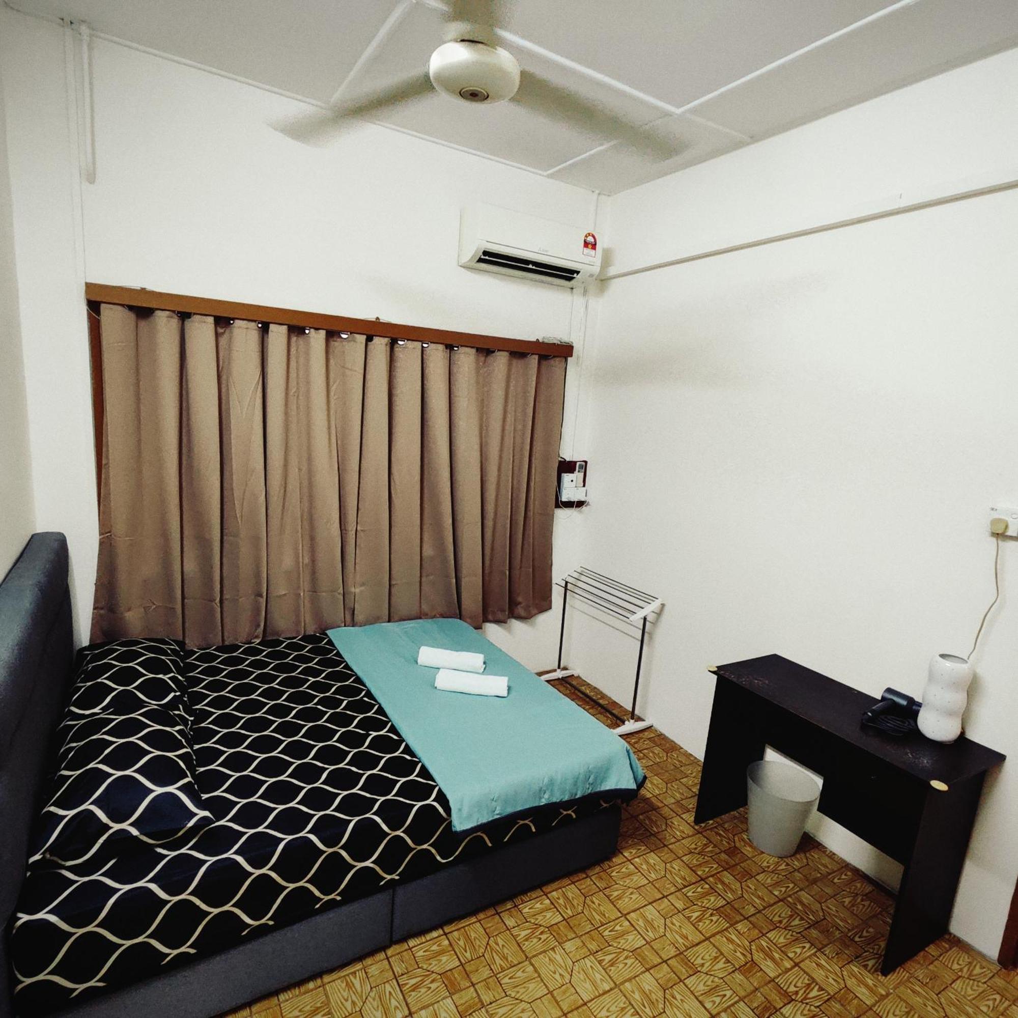Landed 4br - 10pax - Mrt Suntex Holiday home *